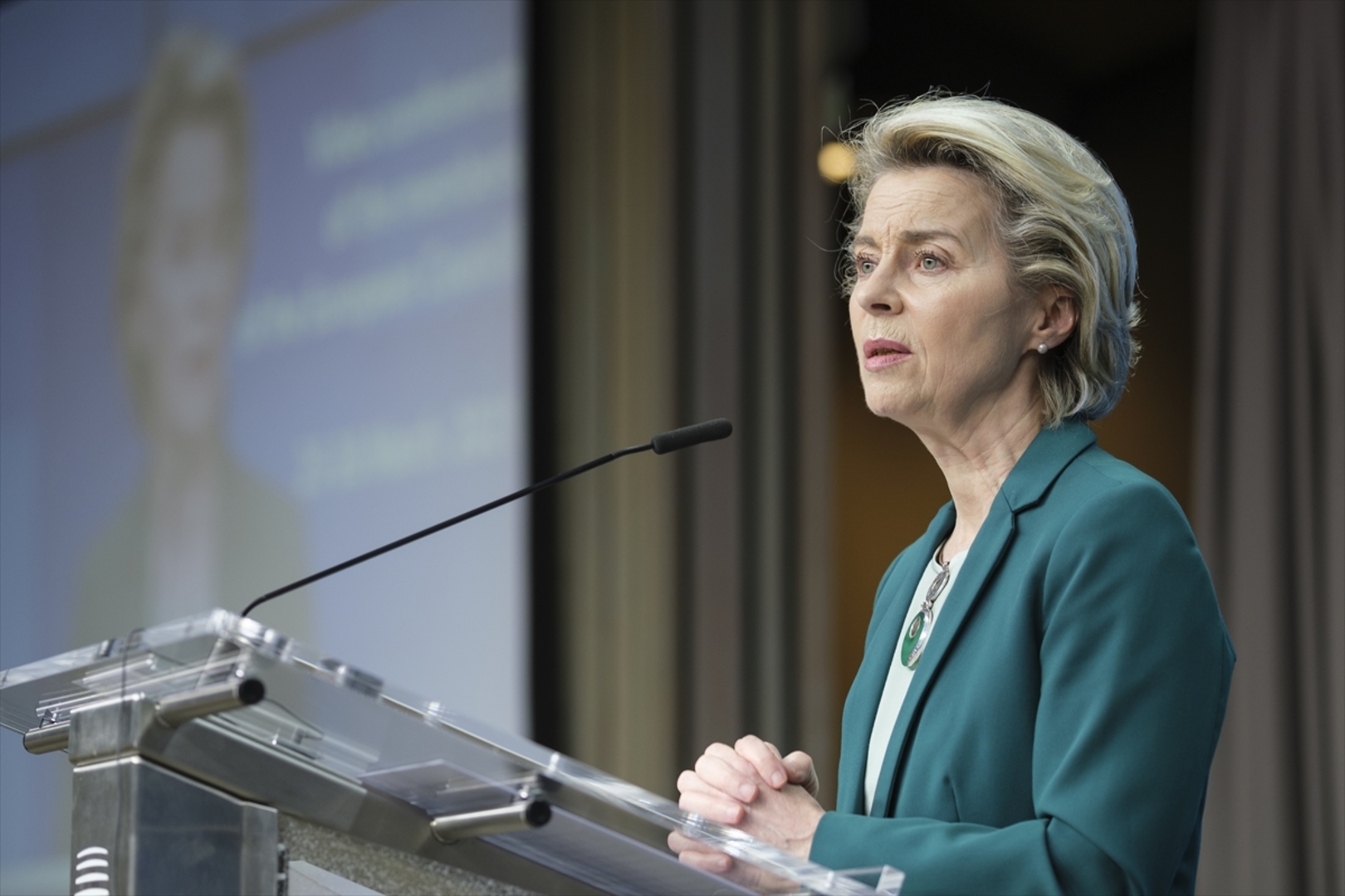 EU parira Kini: Spremaju 300 milijardi eura za investicije u svijetu - slika 1